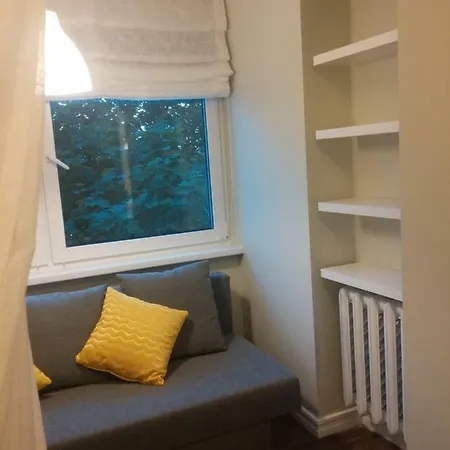 Papiniidu 23 Studio Pärnu